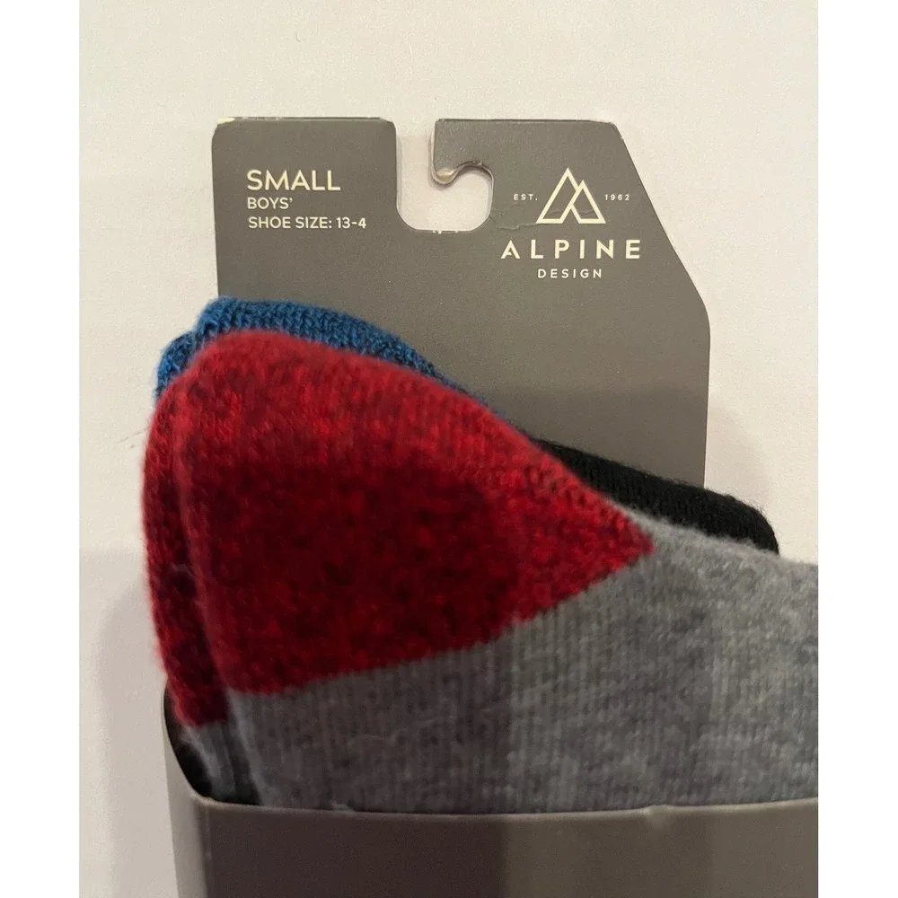 Alpine Design 2 Pair Boys‎ Snowsport Socks Size Small Shoe 13-4